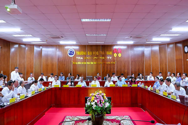 Hội đồng Trường Đại học Trà Vinh tổ chức Phiên họp thứ 15, nhiệm kỳ 2021–2026